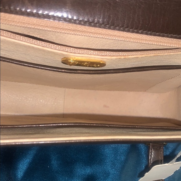 EUC Vintage Gucci Elegant Brown Leather Small Handbag EUC clean - Picture 8 of 10